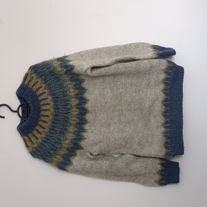 Vintage hand knit Icelandic wool sweater